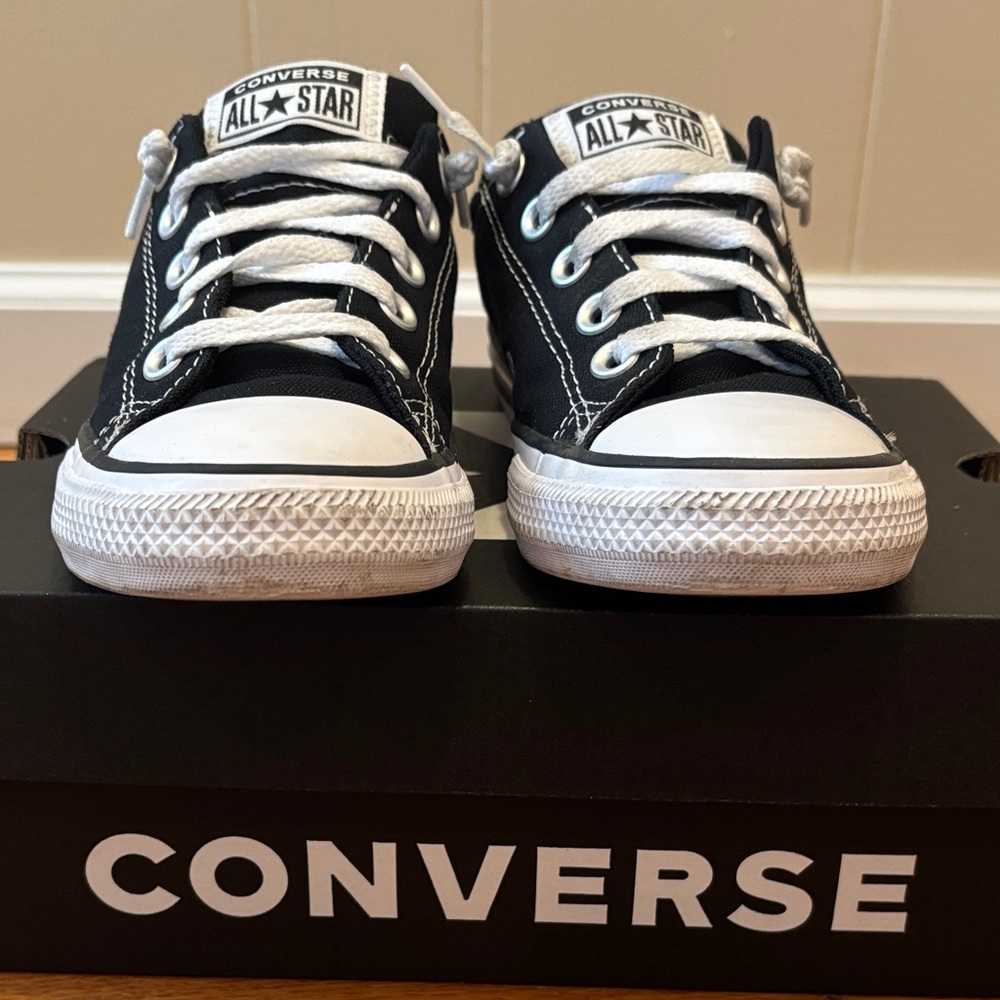 Converse Black & White Kids' Low Top Sneakers - Picture 5 of 16